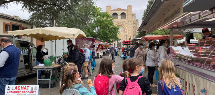 Deutsche Schule Toulouse: Marktbesuch Fotograf: Christina Claßen