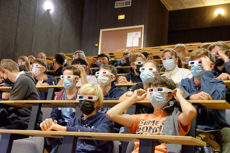 Deutsche Schule Toulouse, Schülergruppe 3D-Brillen