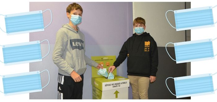 Deutsche Schule Toulouse, Schüler werfen Einwegmasken in Recyclingbox